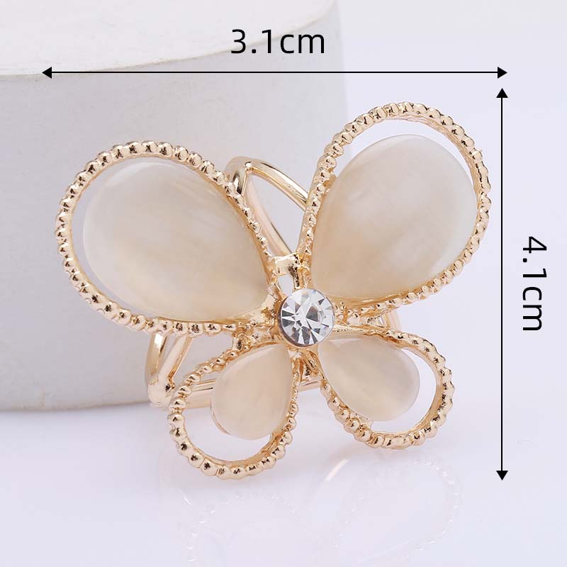 💕Kjøp 1 få 1 gratis🧣Enkel tredimensjonal skjerfklips