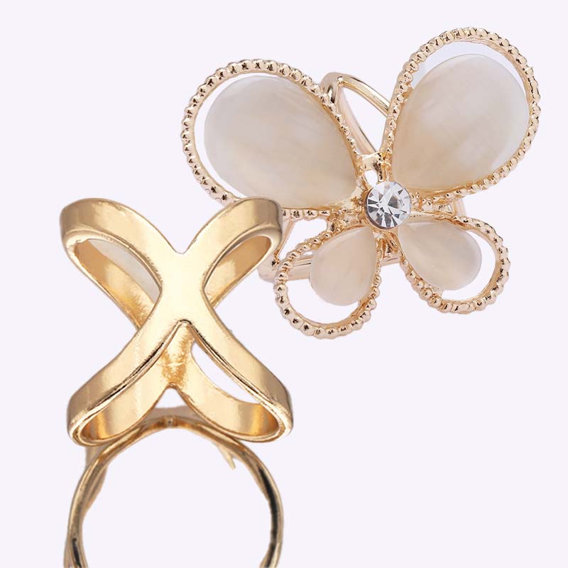 💕Kjøp 1 få 1 gratis🧣Enkel tredimensjonal skjerfklips