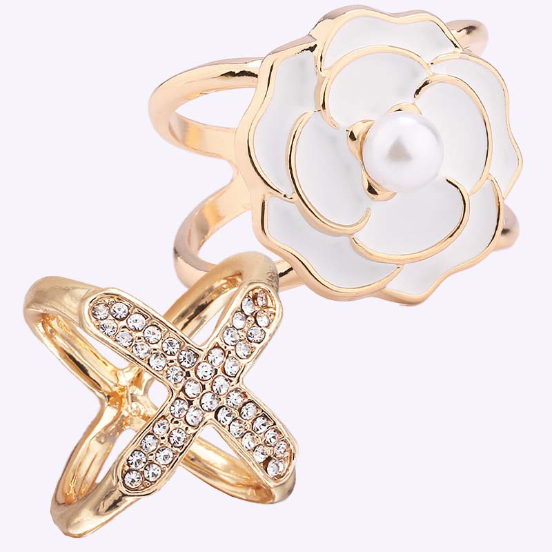 💕Kjøp 1 få 1 gratis🧣Enkel tredimensjonal skjerfklips