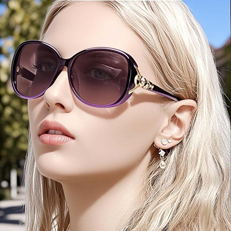 💕2025 Räjähdys💕Naisten ylisuuret muotiaurinkolasit