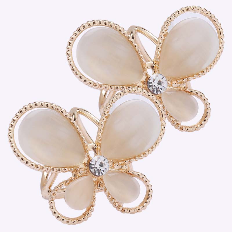 💕Kjøp 1 få 1 gratis🧣Enkel tredimensjonal skjerfklips