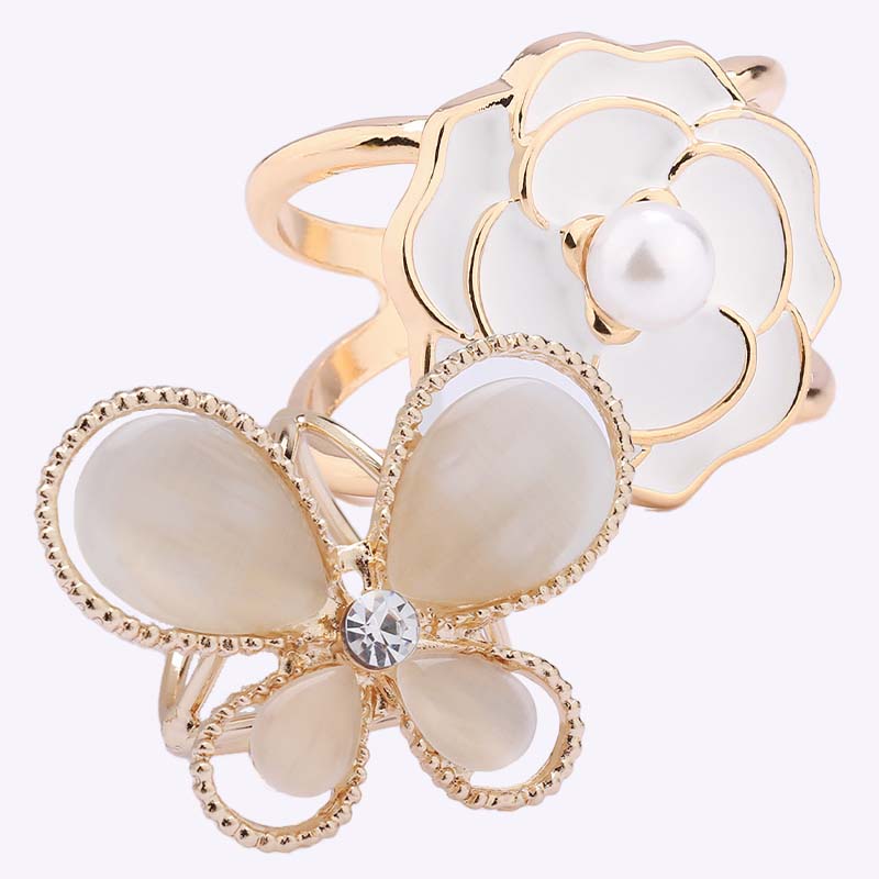 💕Kjøp 1 få 1 gratis🧣Enkel tredimensjonal skjerfklips