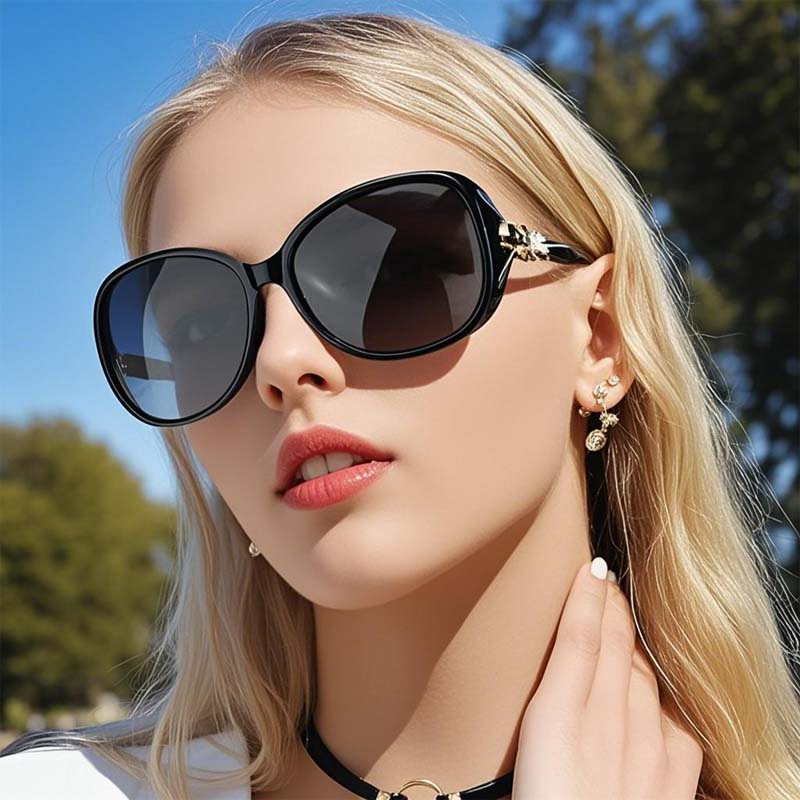 💕2025 Räjähdys💕Naisten ylisuuret muotiaurinkolasit