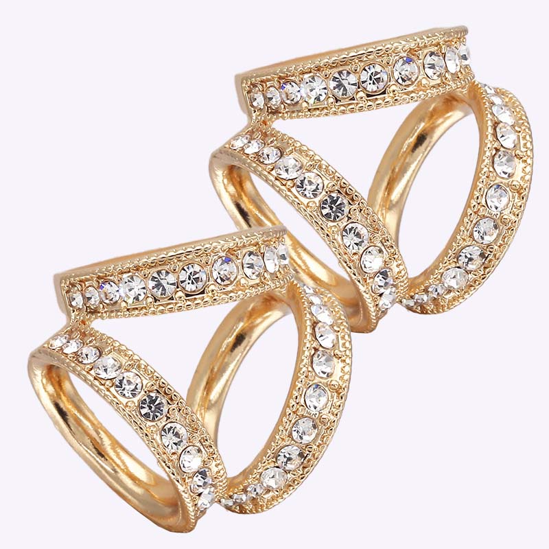 💕Kjøp 1 få 1 gratis🧣Enkel tredimensjonal skjerfklips