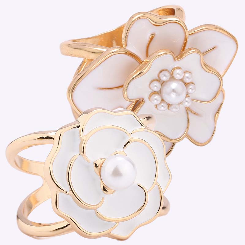 💕Kjøp 1 få 1 gratis🧣Enkel tredimensjonal skjerfklips