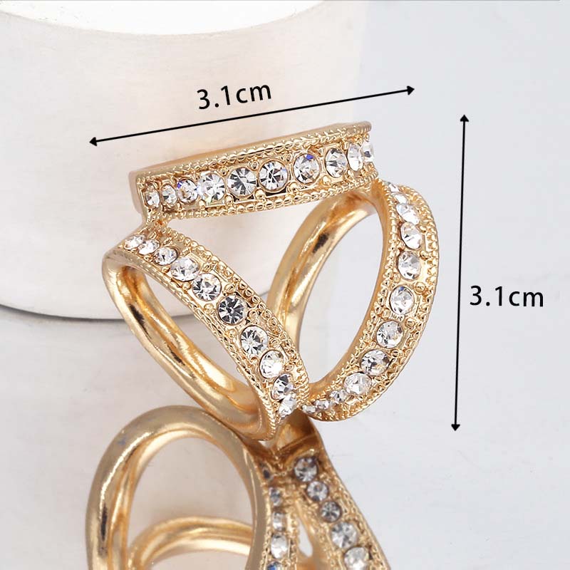 💕Kjøp 1 få 1 gratis🧣Enkel tredimensjonal skjerfklips